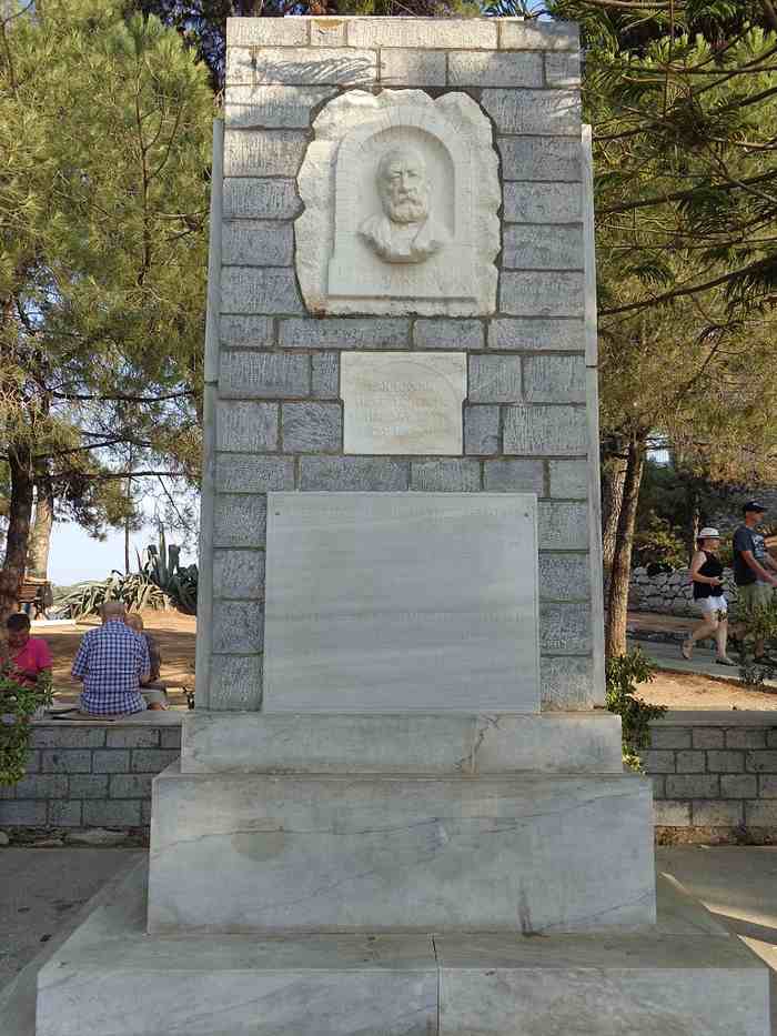 Alexandros Papadiamantis